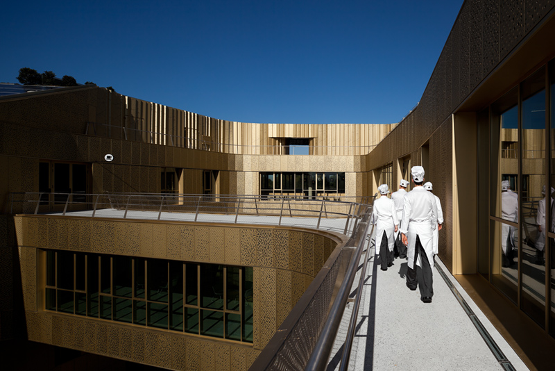 CHEF SCHOOL